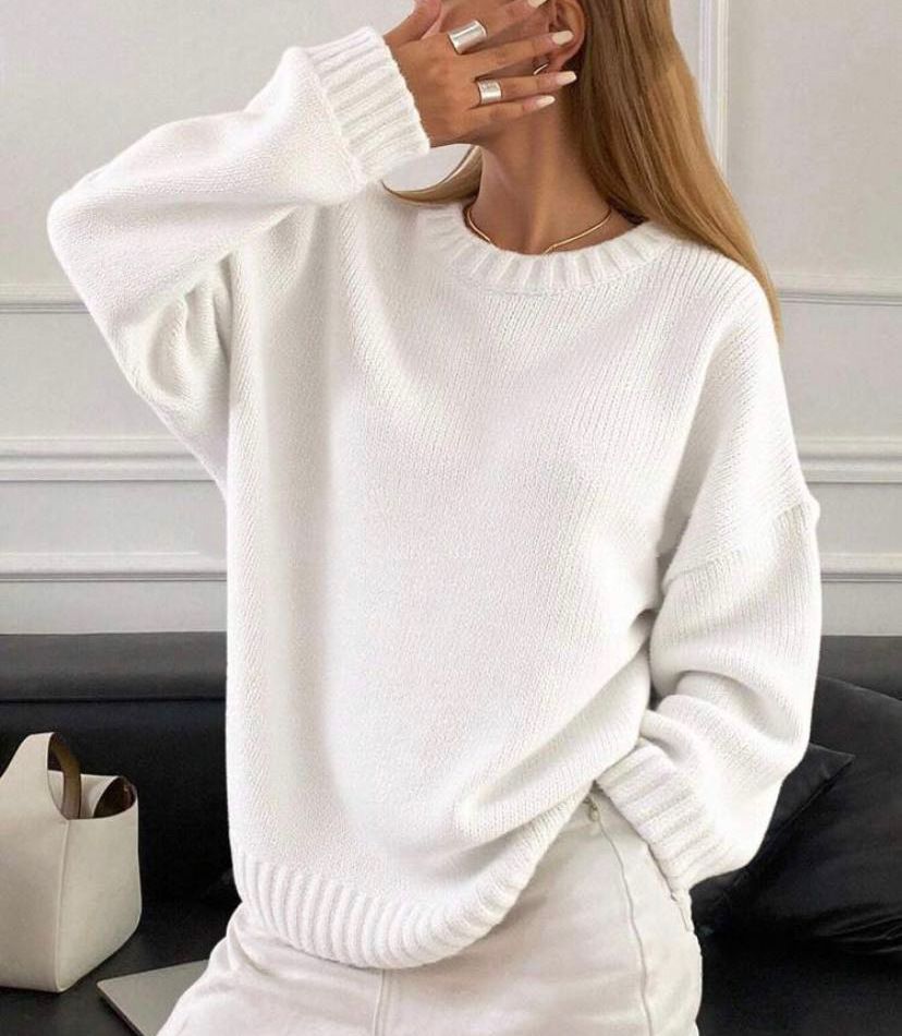 "Women's Chunky Knit Sweater – Oversized Round Neck Pullover For Autumn & Winter"_ecoleips.com