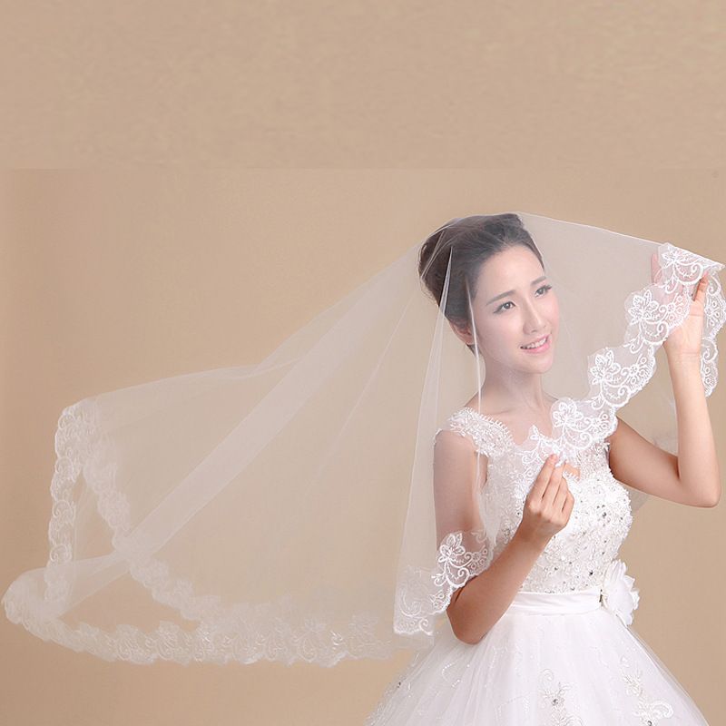 Bridal Single Layer Lace Veil Korean Style for Women 1.35 X 1.1 Meters with Special Accessories Wedding Party Wear_ecoleips.com