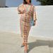 Elegant Women's Dress With Printed Long Skirt, V-Neck Design, And Lantern-Style Half-Sleeve Design_ecoleips.com