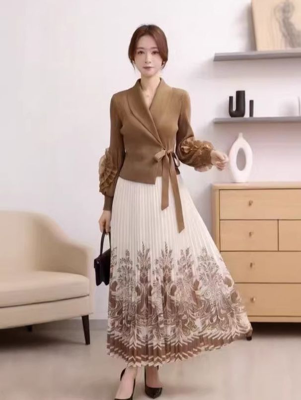 Women's Clothing Plus Size Slim Fit Miyake Suit Collar Pleated Casual Dress For Women Fashionable_ecoleips.com
