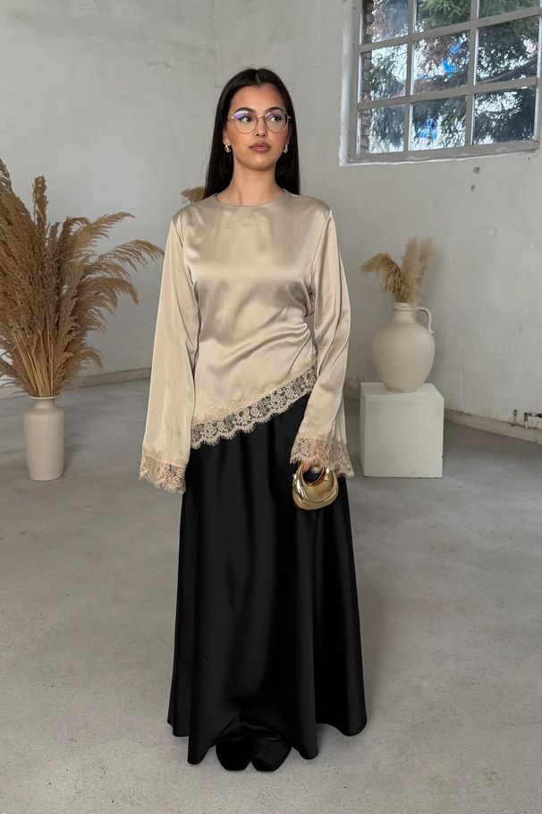 Women's Fashion Round Neck Long Sleeve Blouse With Asymmetric Hem And Lace Detail - Solid Color Basic Top For Daily Wear_ecoleips.com