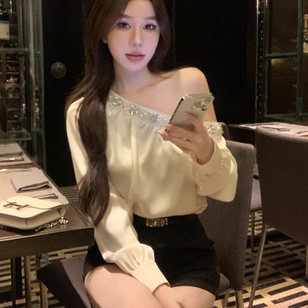 Heavy-duty Rhinestone-embellished Off-shoulder Long-sleeve Shirt For Women, Autumn Pullover Blouse With A High-end,_ecoleips.com