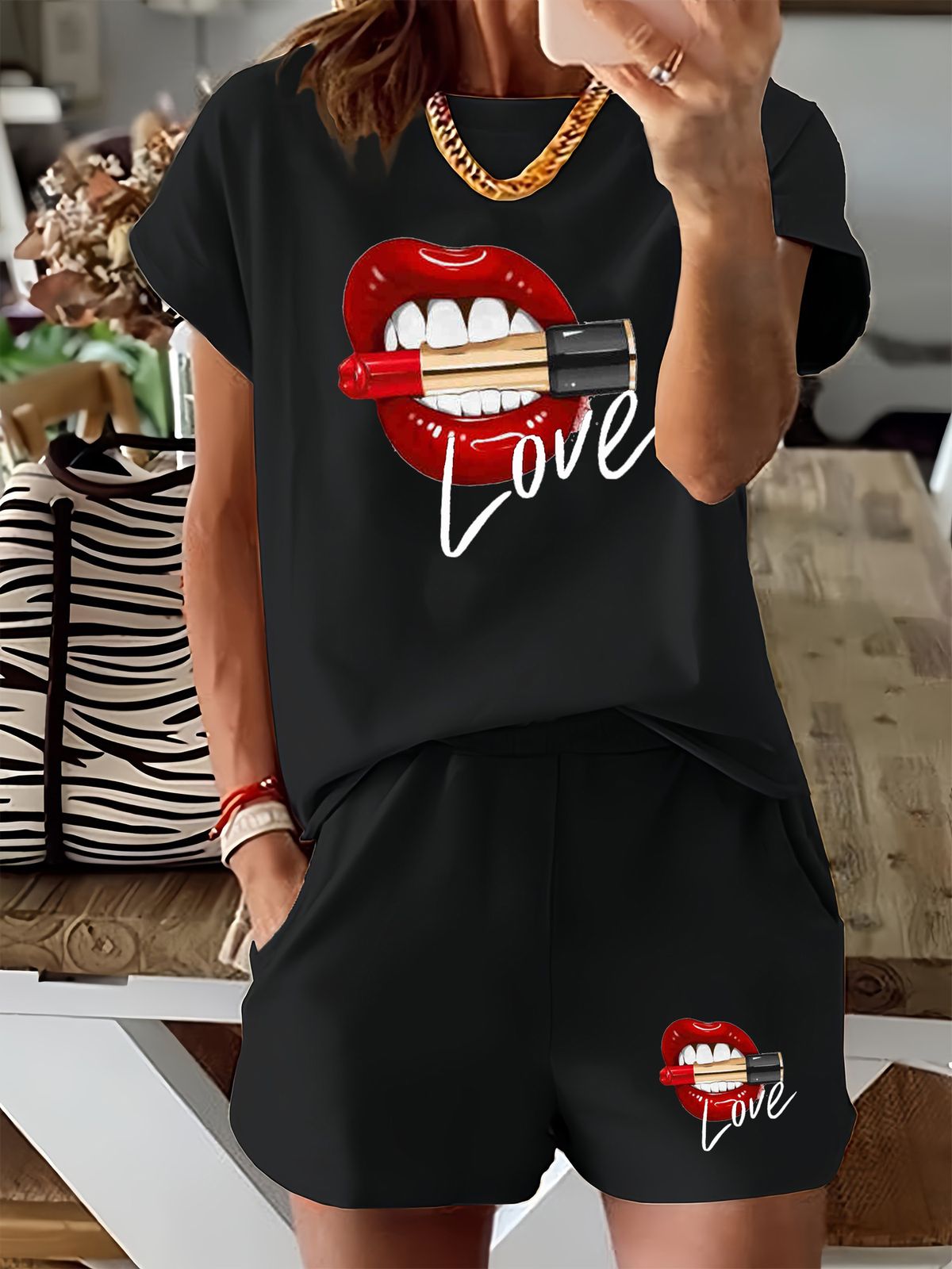 Women’s 2 Piece Outfit Set – Oversized Graphic T-Shirt And Biker Shorts Matching Set, Casual Summer Lounge Tracksuit For Daily Wear-359_ecoleips.com
