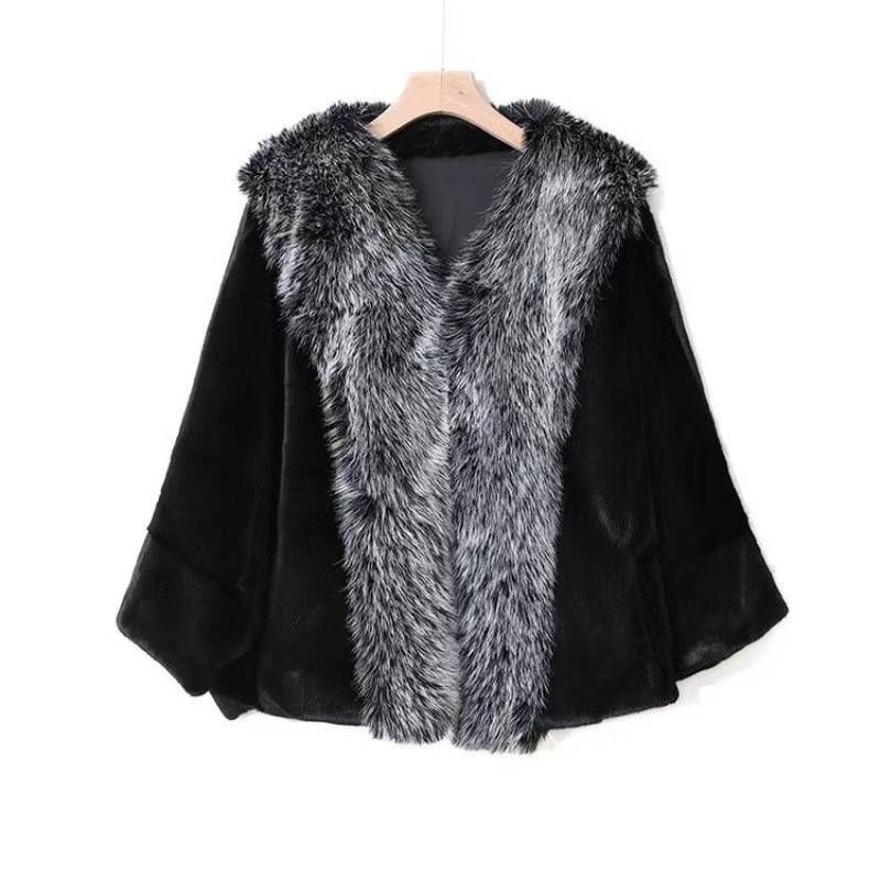 Luxury Fox Fur Collar Short Coat – Elegant Women’s Faux Fur Jacket, Oversized Cape Style, Timeless Versatile Outerwear (One Size Fits Most)_ecoleips.com