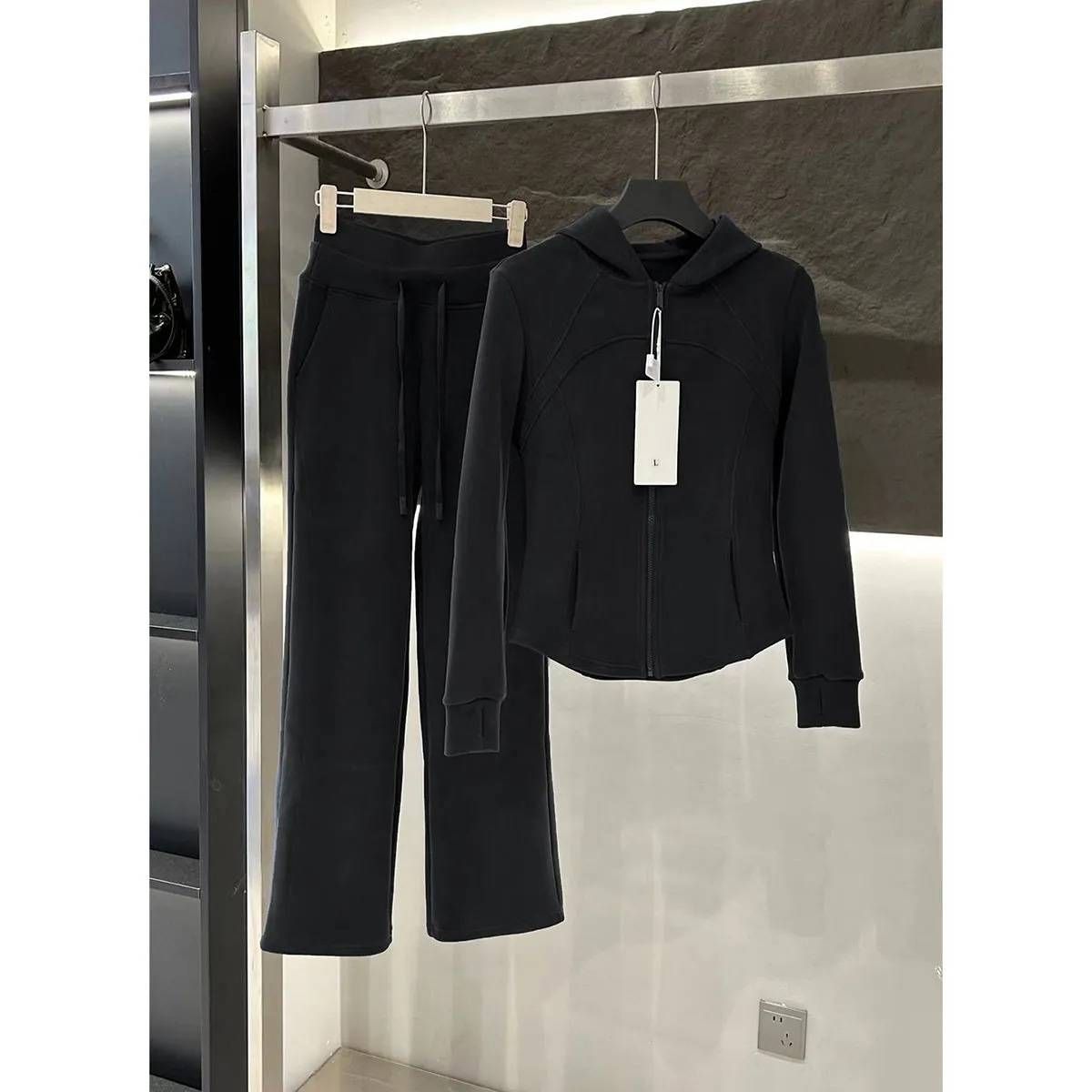 Women's Clothing Black Hooded Sweater Suit Thickened Late Autumn And Early Winter Wear A Complete Set Of Casual Sportswear Two Piece Suit_ecoleips.com