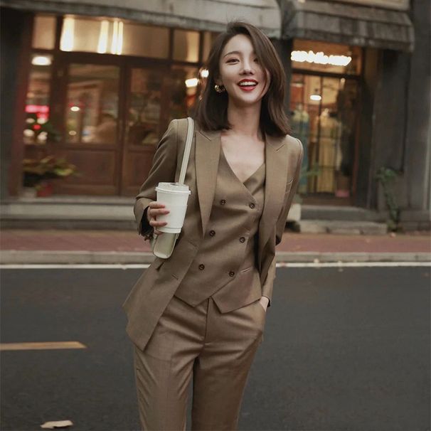 girl High-End Coffee Color Commuter Fit Blazer Jacket Formal Suit Vest Slim Pants Set For Women In Spring, Autumn, And Winter_ecoleips.com