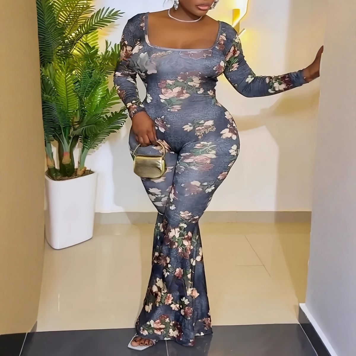 Plus Size Floral Print Jumpsuit For Women – Stylish Backless Bell Bottom Romper With Long Sleeves, Comfortable & Fashionable Outfit For Casual Wear_ecoleips.com