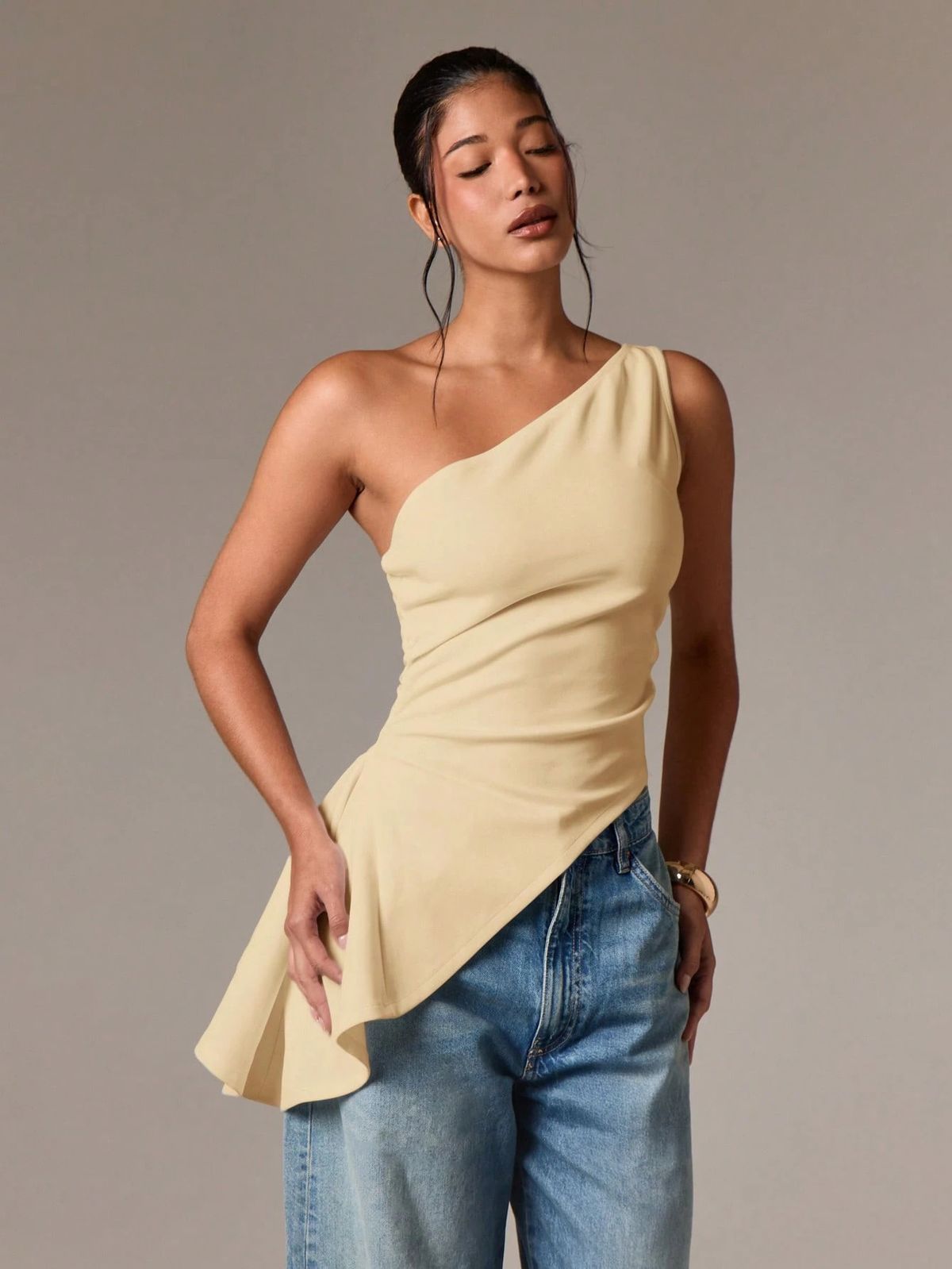 New Irregular Backless Slim Solid Color Top, Slanted Shoulder Versatile And Thin Sleeveless T-shirt_ecoleips.com