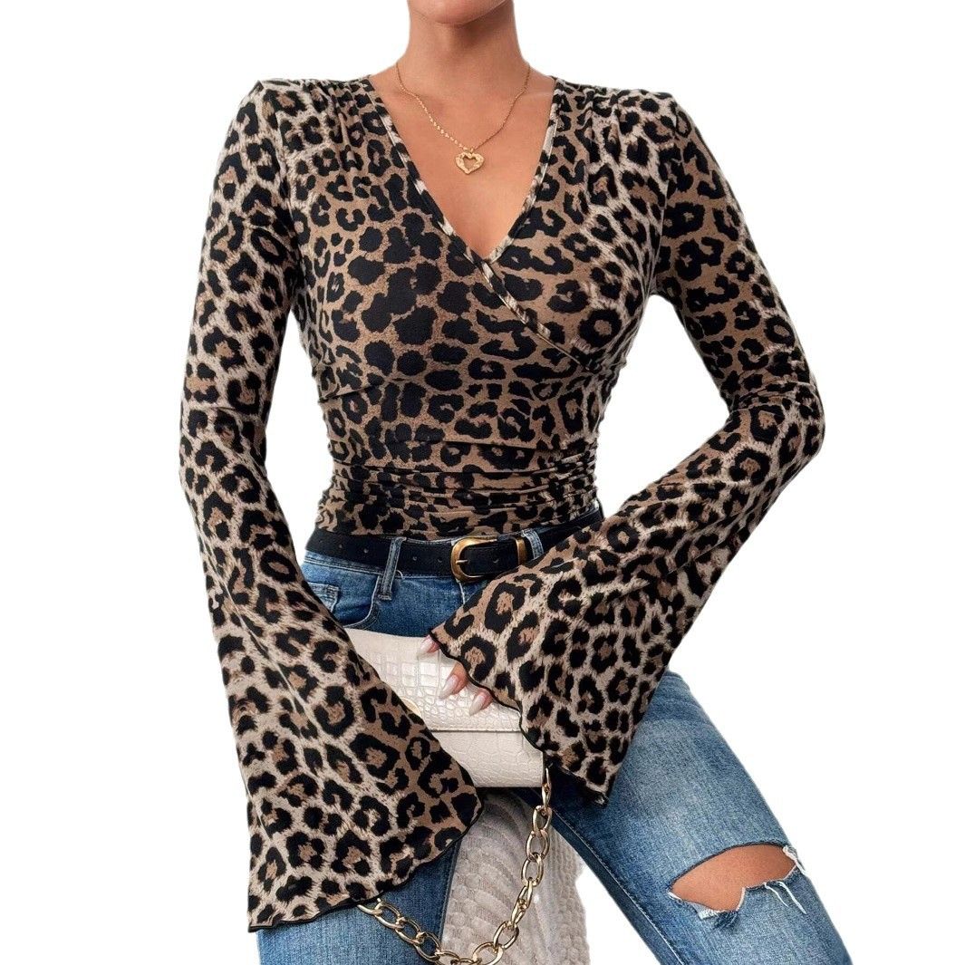 Women's Fitted V-Neck Leopard Print Knit Top – Flared Sleeves & Layered Hem (Brown, S-Xxl) | Sexy & Sophisticated Style_ecoleips.com