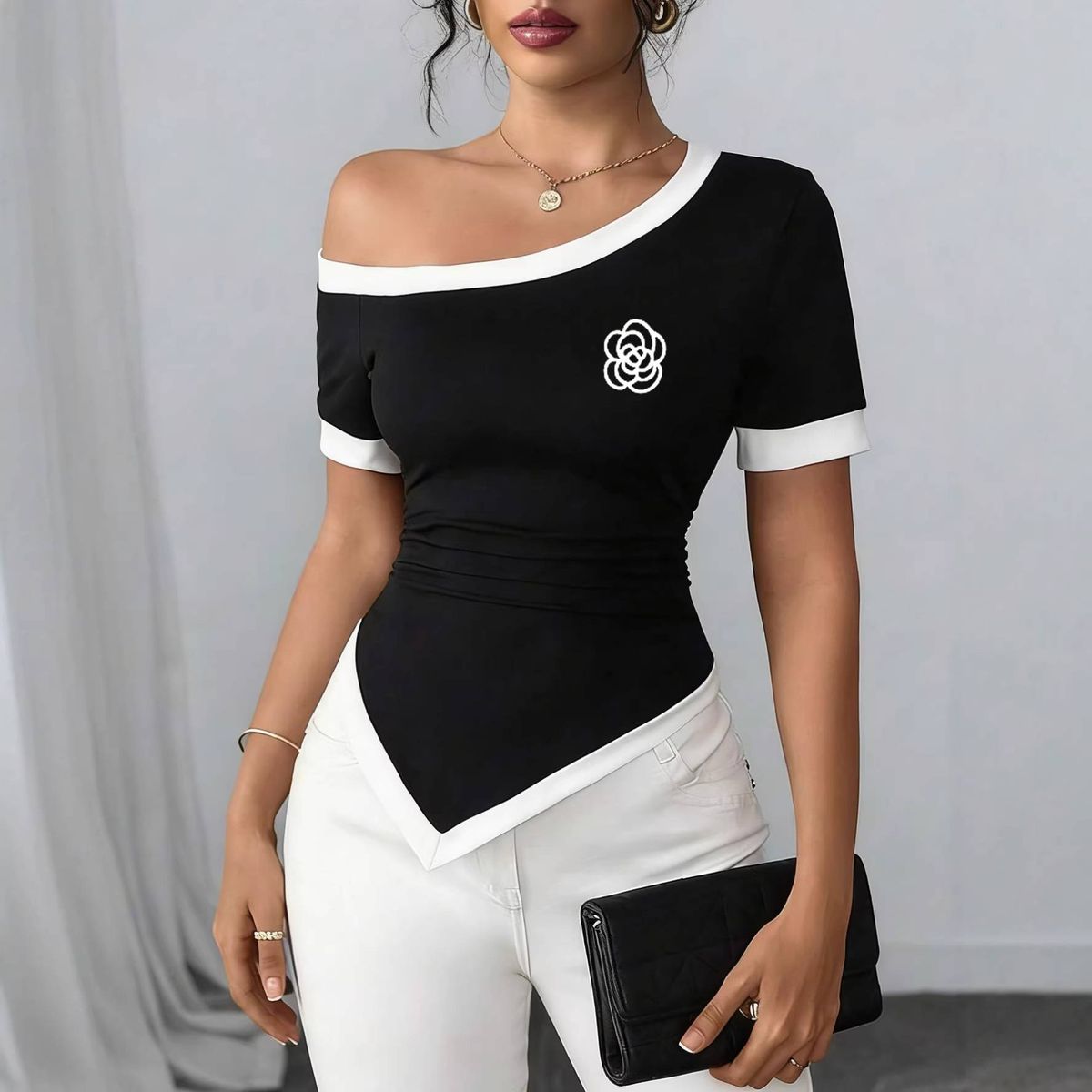 European And American Women's Casual Daily Black And White Contrasting Slanted Shoulder Slim Fit Short Sleeved Top With Irregular Hem_ecoleips.com