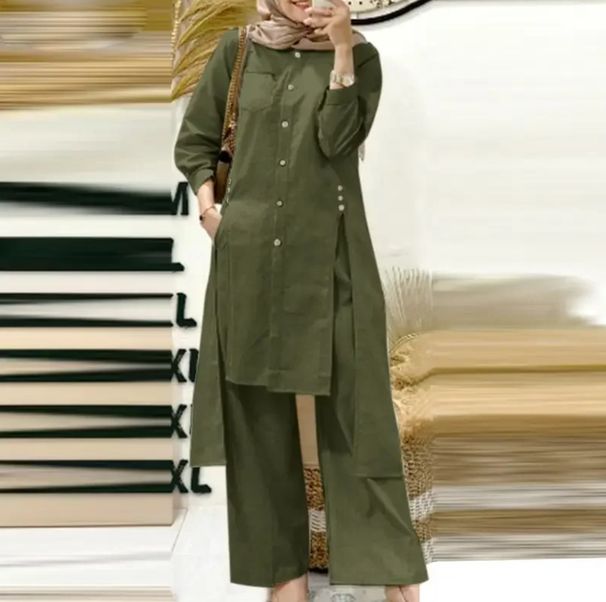 2025 Muslim Women's Fashion Two-Piece Set Elegant Solid Color Side Slit Long Shirt Wide-Leg Pants Outfit_ecoleips.com