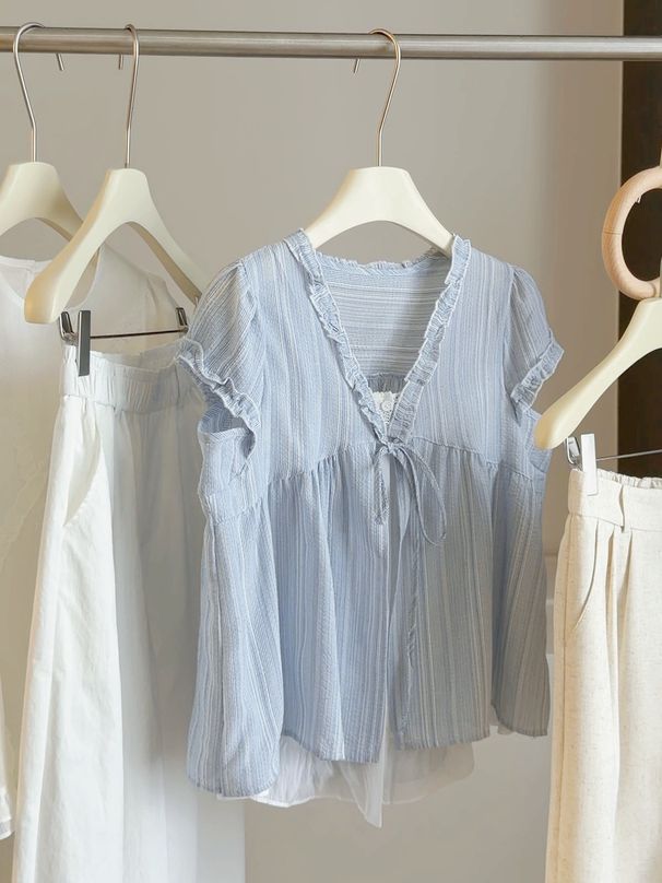 Women's Korean Style Patchwork Top V Neck Short Sleeve Faux Two Piece Lace Trimmed Elegant Casual Babydoll Shirt_ecoleips.com