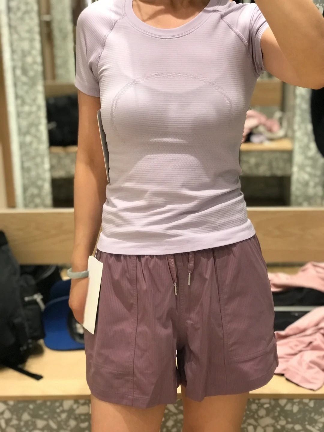 Seamless Yoga Tee – Swiftly Tech Fabric Slim Fit Workout Top For Women (Breathable & Quick-Dry, S-XXL)_ecoleips.com