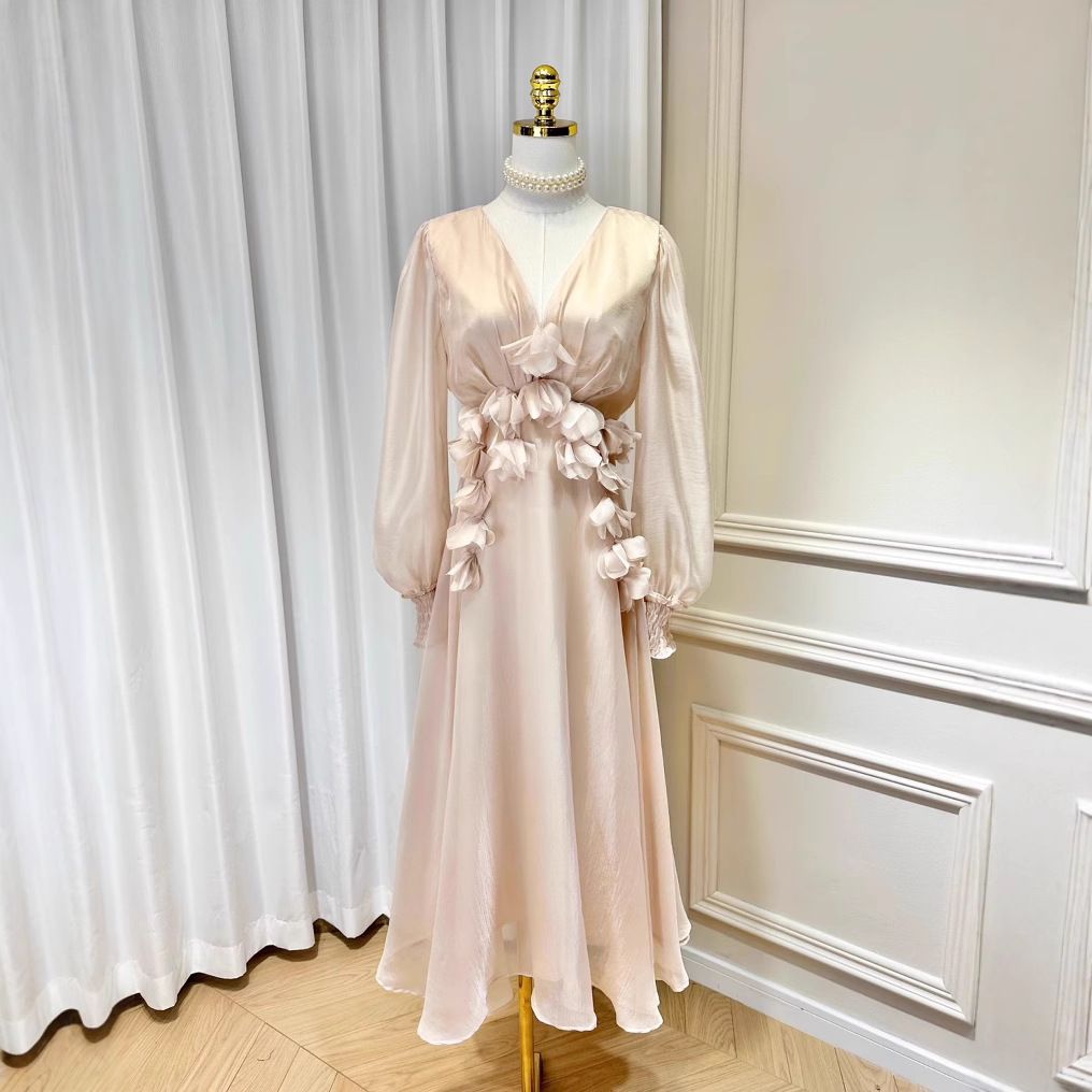 Women's Clothing Champagne Color Autumn New Lantern Sleeves V Neck Backless Lace Up Three Dimensional Flower Waist Length Design Temperament Dress_ecoleips.com