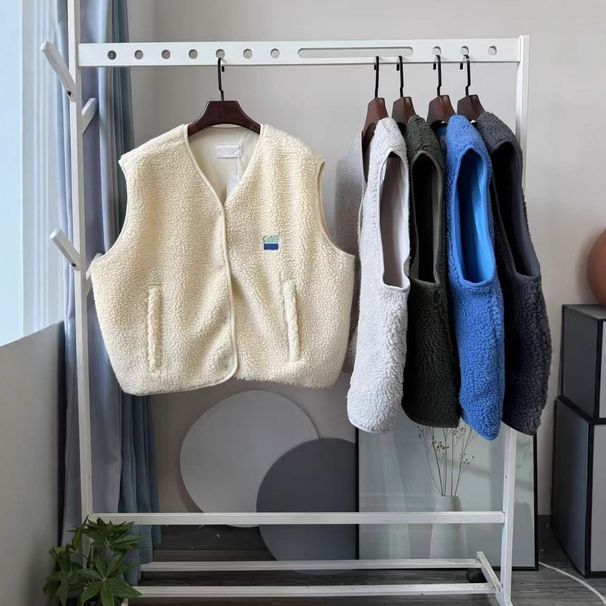 Casual And Relaxed Autumn-Winter Fleece Knit V-Neck Vest, Lamb Wool Warm Vest Jacket For Women_ecoleips.com