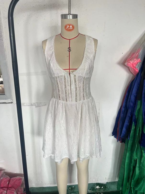 INS European And American 2024 Summer New Fashion Sexy Elegant Hollow Lace High-Waisted Slim-Fit Dress For Women_ecoleips.com