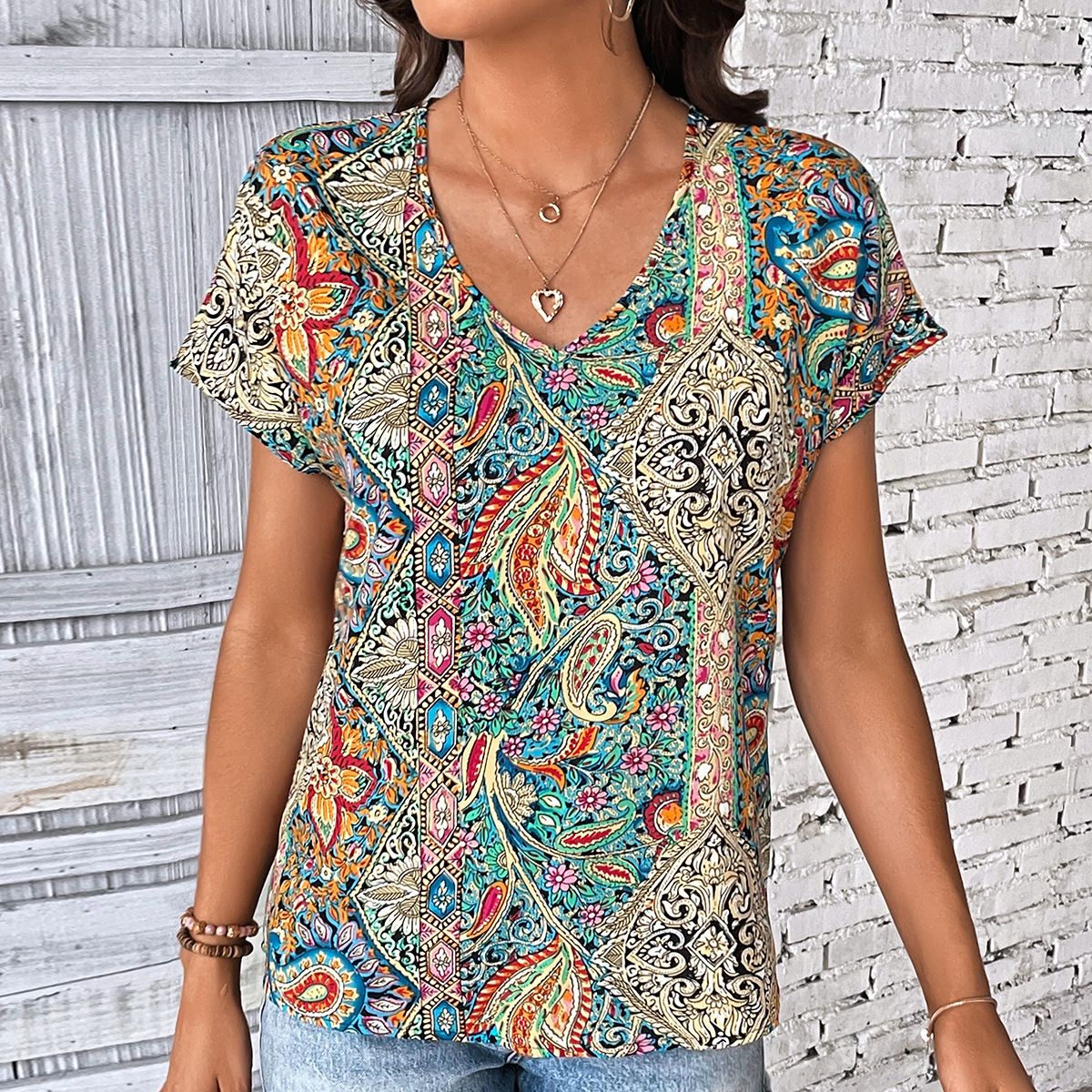 Vintage Floral Print Blouse for Women Short Sleeve Breathable Summer Top Full Coverage Pattern_ecoleips.com