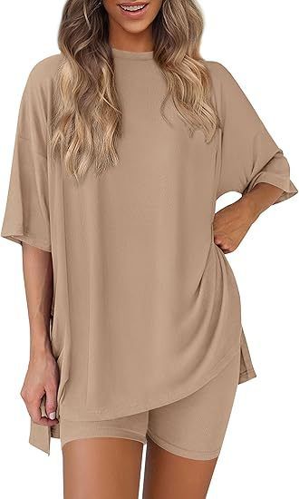 Relaxed Fit Lounge Set With Side Slit Shorts & Comfort Tee | Casual Homewear Outfit For Women_ecoleips.com