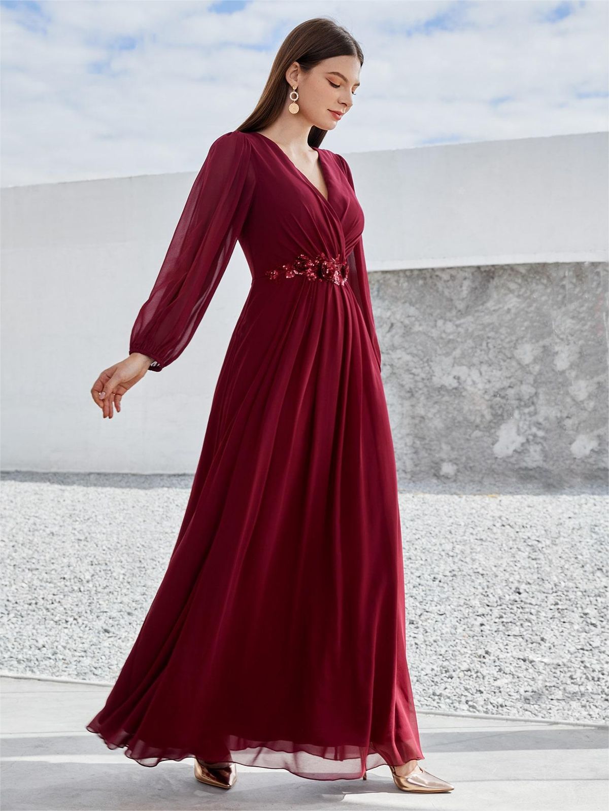 Women's Chiffon V-neck beaded floral pleated elegant ruffled shoulder sleeves pleated chest long skirt with straps and bows on the back_ecoleips.com