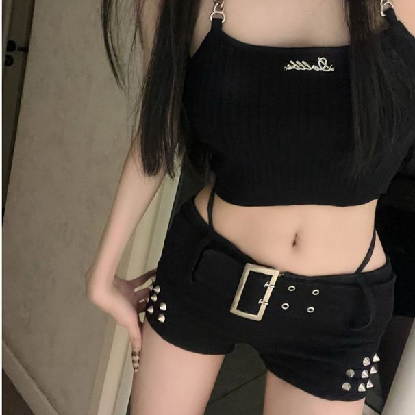 2025s Niche Black Low Waist Hip-lifting Slimming Hot Girl Ultra Shorts Women Autumn New Slim Rivet Petite Jeans_ecoleips.com