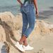 European And American INS Fashion Simple Pocket Hip-Lifting High Elasticity Denim Ripped Capri Pants For Women_ecoleips.com