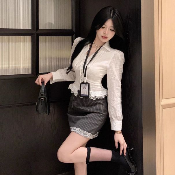 Korean-style Elegant Outfit For Women In Autumn: Lace Patchwork Waist-cinching Slim-fit Long-sleeve White Shirt And_ecoleips.com