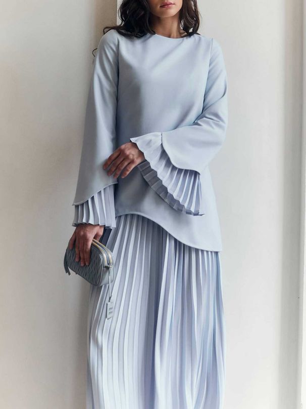 Women's Clothing Spring New Women's Round Neck Loose Casual Top Retro Temperament Pleated Skirt Suit_ecoleips.com