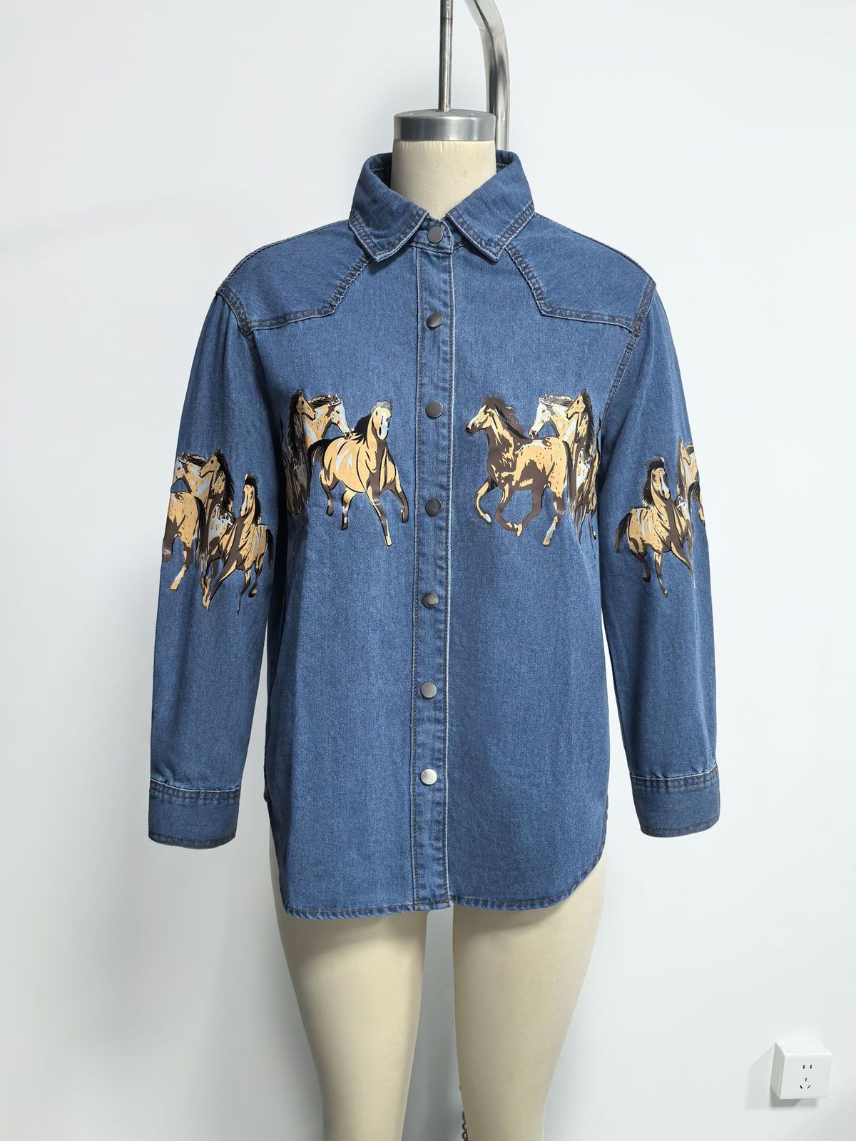 K Retro Denim Collar Shirt, Fashionable Wild Horse Print Denim Jacket_ecoleips.com