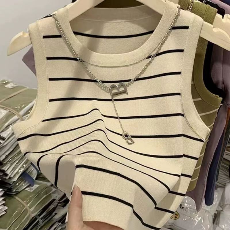Colorfaith New 2024 Basic Bottoming Striped Chain Elasticity Vests Women Tank & Camis Autumn Winter Wild Crop Short Tops V3420DG_ecoleips.com
