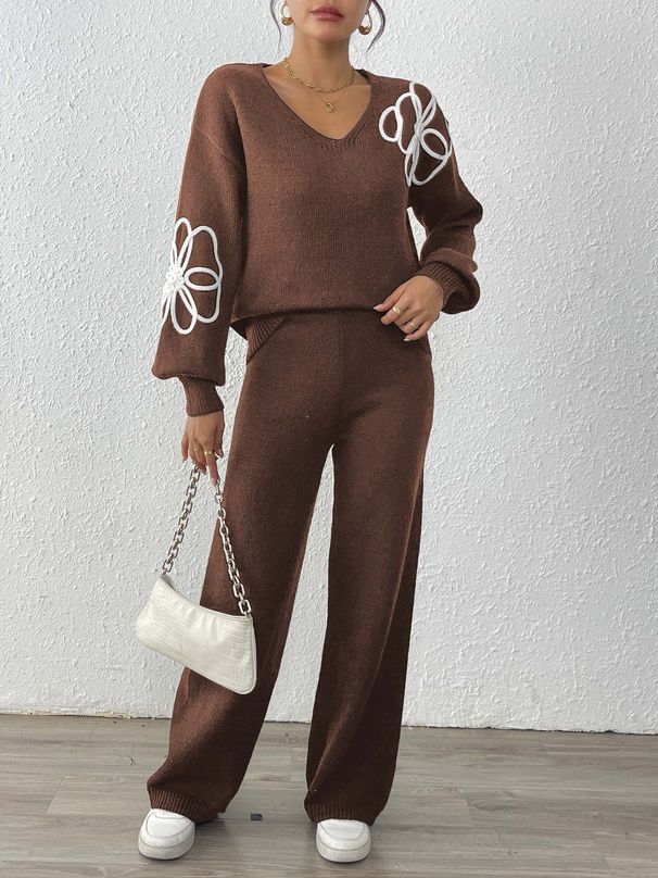 Women's Autumn Winter Casual Outfit Floral Embroidery Ribbon V-Neck Sweater Straight Pants Two-Piece Set_ecoleips.com