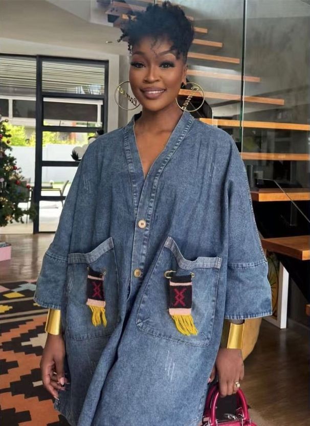 Women's Loose Retro V Neck Cardigan Long Sleeved Dress With Pockets Denim Jacket For Casual Occasions_ecoleips.com