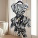 Women's Clothing Fashionable New Style Of Ins Niche Design V Neck Printed Top For Women With Belt Waist All Match Light Luxury Shirt_ecoleips.com