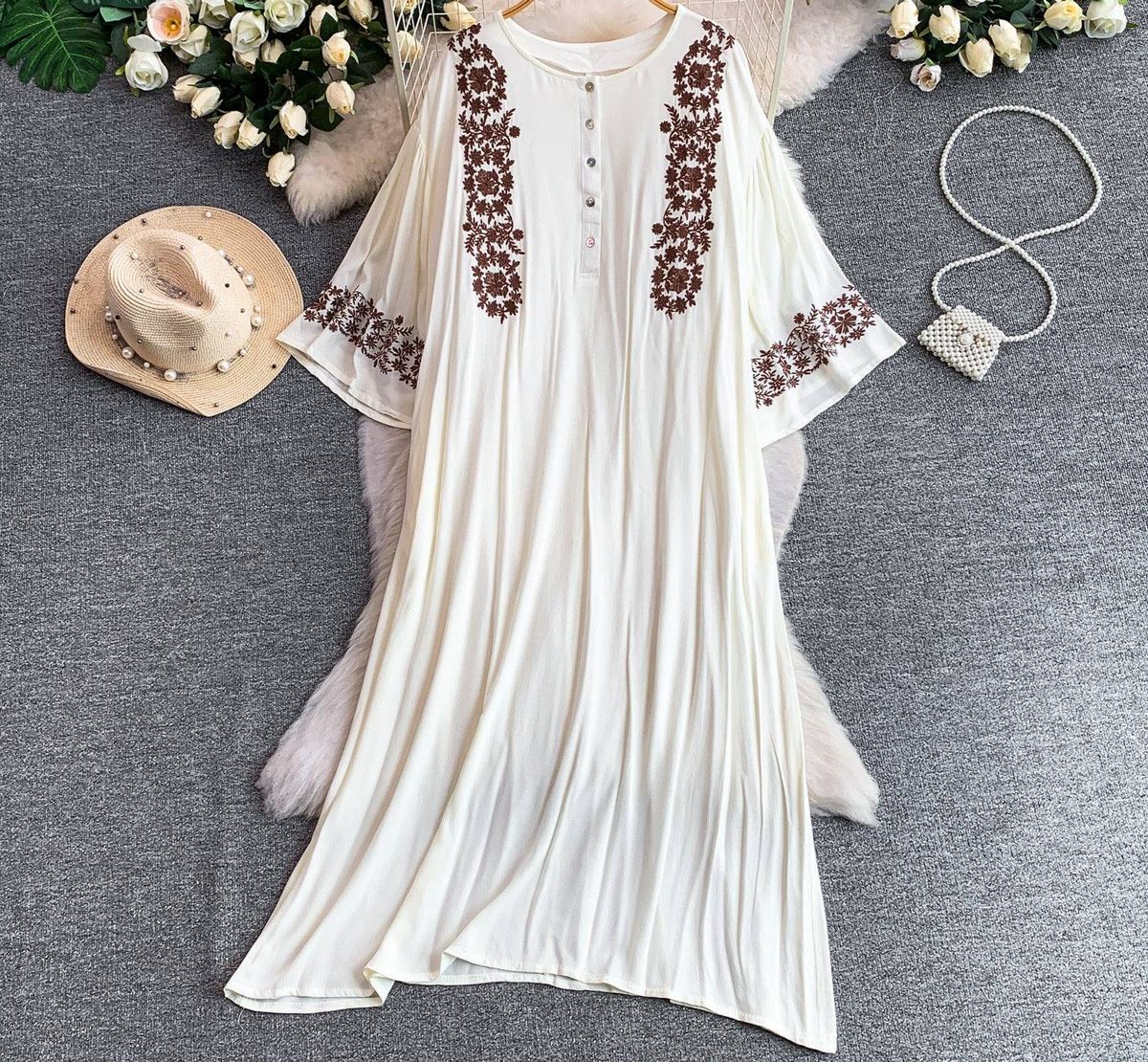 Women's Ethnic Style Retro Flared Sleeve Dress Summer Embroidered Single Breasted Round Neck Loose Long Dress_ecoleips.com