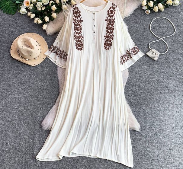 Women's Ethnic Style Retro Flared Sleeve Dress Summer Embroidered Single Breasted Round Neck Loose Long Dress_ecoleips.com