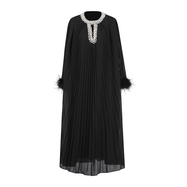 K Mingyuan Style New Round Neck Diamond Studded Pleated Solid Color Dress_ecoleips.com
