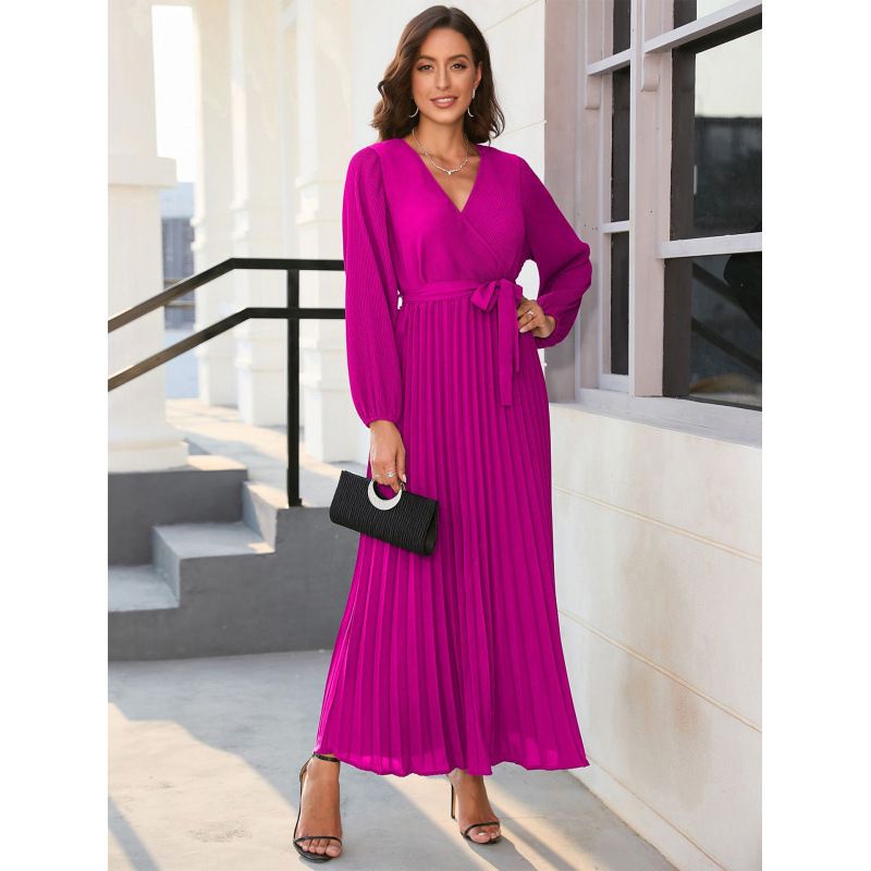 Dress With A Fashionable V-Neckline, Long Sleeves, Pleated Design, And A Flowing Silhouette._ecoleips.com