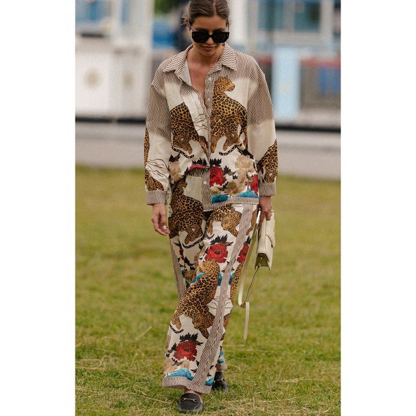 Women's Clothing new long sleeved leisure vacation two piece suit INS loose printed pocket solid suit_ecoleips.com