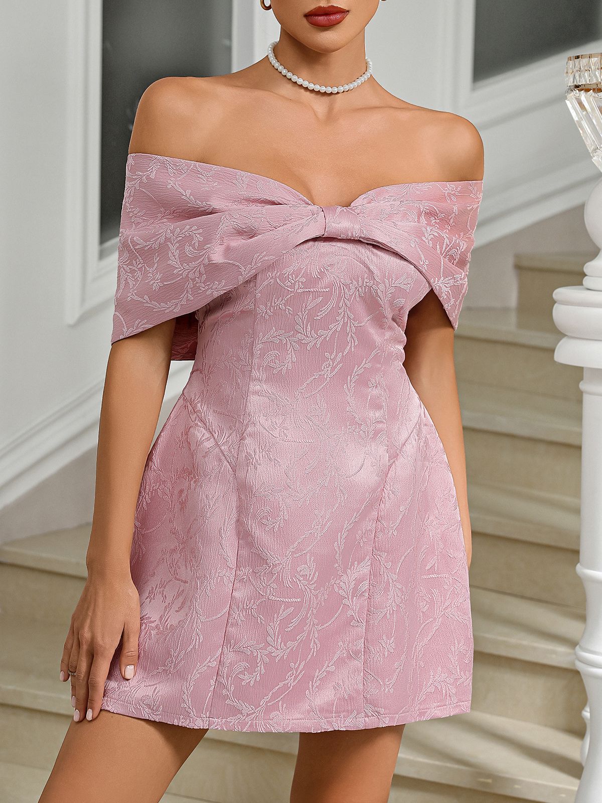 Women's Clothing Sexy Backless Embroidered Pink Dress_ecoleips.com
