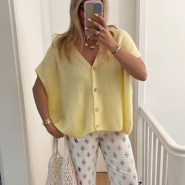 Women's Clothing Women's Knitted Cardigan Jacket Summer And Autumn Hollow Sleeveless V Neck Top Knitted Sweater Ladies Sweater_ecoleips.com