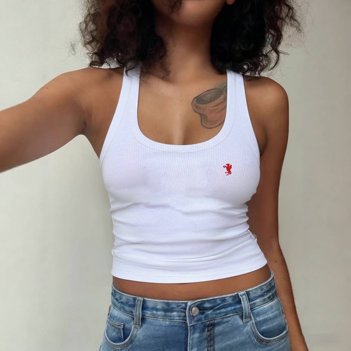 European And American Camisole Women's New Summer Simple Pattern Design Sexy Spicy Girl Sleeveless Casual V-neck Vest Top_ecoleips.com