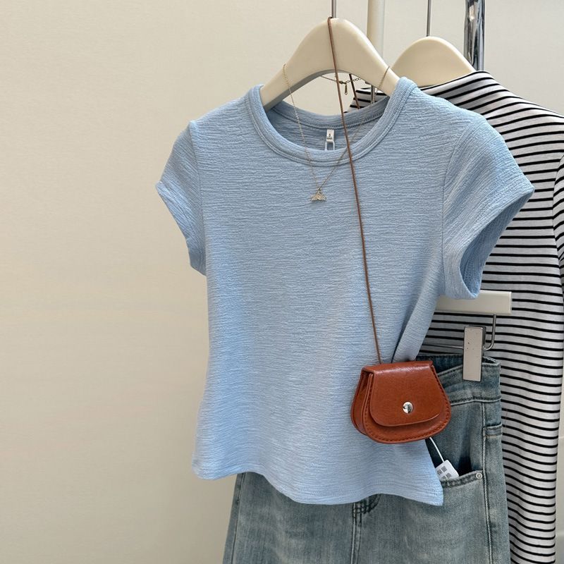 Korean Cotton Short Sleeve T-Shirt for Women Regular Fit Crewneck Solid Color Cropped Top Versatile Basic Tee for Daily Wear_ecoleips.com