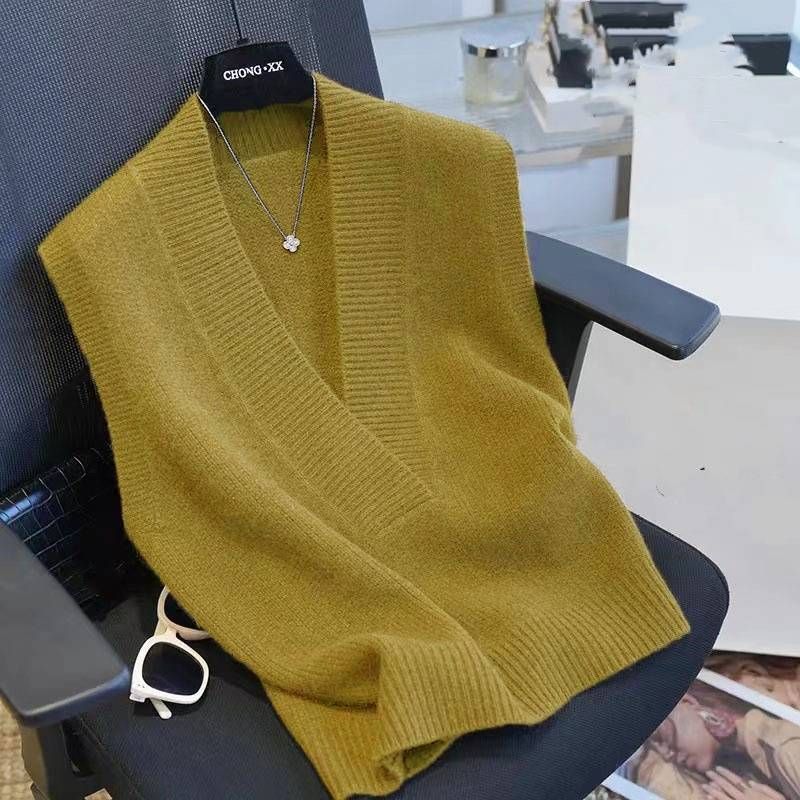 Women's Clothing Large V Neck Knitted Vest For Women Loose And Slim Solid Color Sleeveless Sweater Vest Layered Autumn And Winter New Vest_ecoleips.com