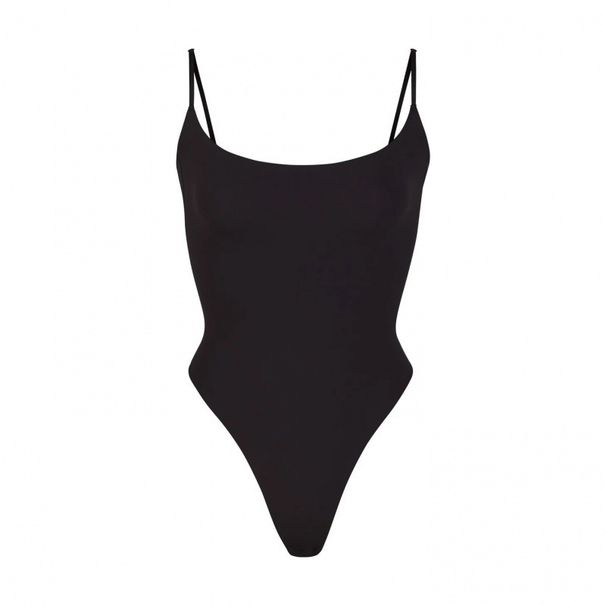 SKIMS Kardashian FITS EVERYBODY CAMI Slim Fit Camisole Bodysuit For Layering And Sexy Look_ecoleips.com
