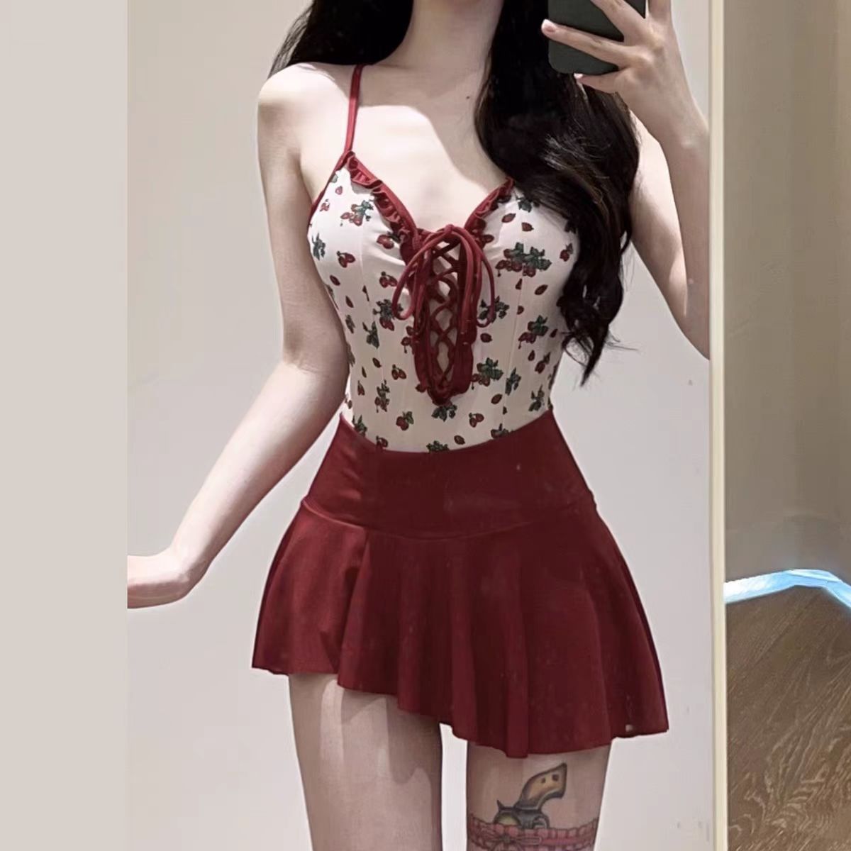 Women's Floral Print Swimsuit Two Piece Set With One Piece Straps Slimming And Flattering Design For Hot Springs_ecoleips.com