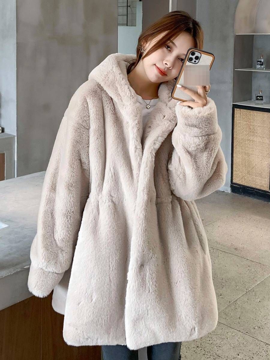 Long Hooded Faux Fur Coat – Slim Waist Belt & Plush Rabbit-Like Texture (Beige/Black/White/Pink) – Winter Statement Piece For Effortless Elegance_ecoleips.com