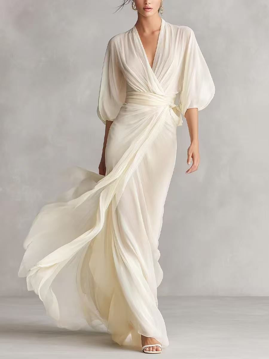 Women's Romantic Deep V Neck Long Dress with Lantern Sleeves Fitted Waist European American Design for Autumn Banquet Socialite Style_ecoleips.com