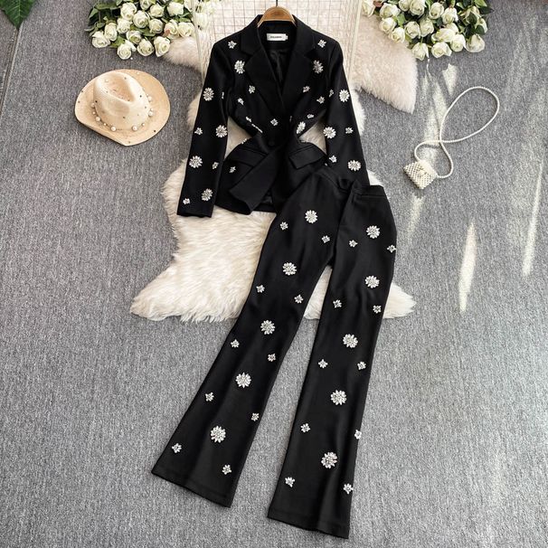 A Light Hearted Female Professional Commuter Wear Two Piece Suit With Diamond Flowers And Waist Hugging Versatile Suit Jacket + High Waisted Trousers_ecoleips.com