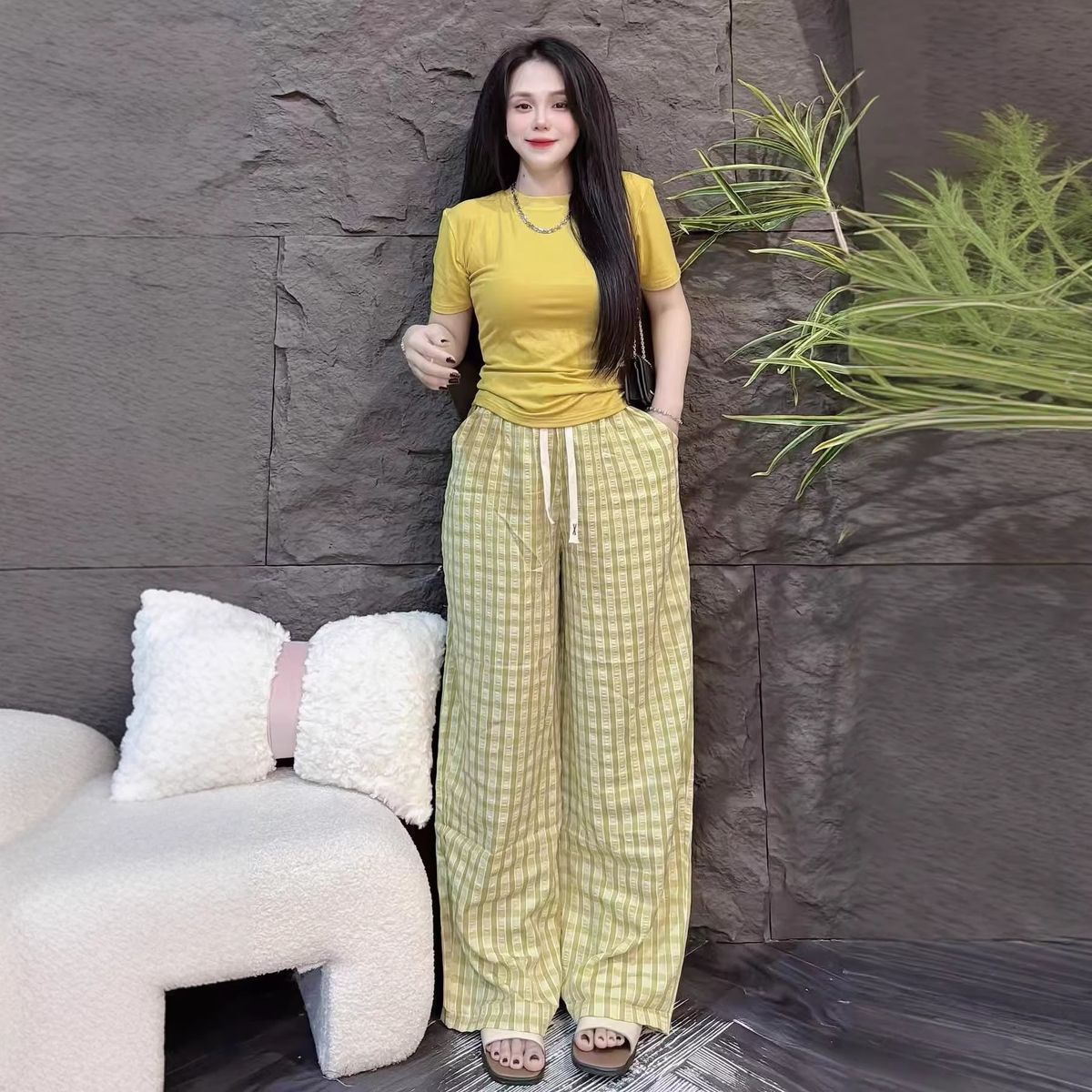Women's Clothing Asian Style Summer T-Shirt And Wide Leg Pants Set Solid Color Tight Short Sleeve Two-Piece Outfit_ecoleips.com