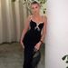 2025 Summer New Fashion Women's V-Neck Mid-Length Slim Fit Bodycon Strap Dress For Wholesale_ecoleips.com