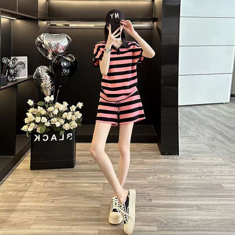 Women's Summer Fashionable Casual Sportswear Set Pink Slimming Short Sleeved Top And Shorts Two Piece Set for Youthful Look_ecoleips.com